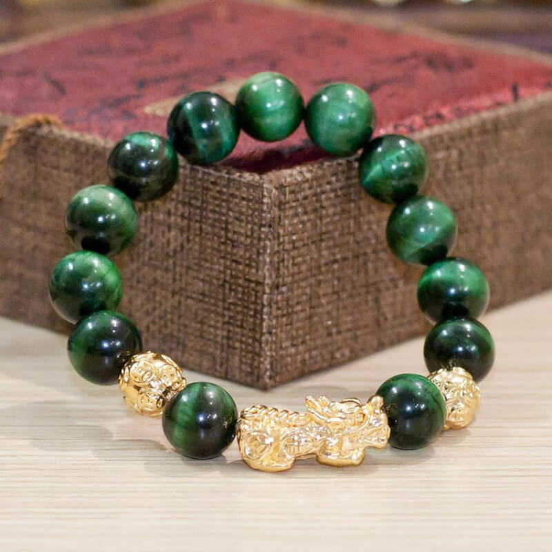 Đeo trang sức đá phong thủy đã được khai quang trì chú có đem lại "thần lực"?