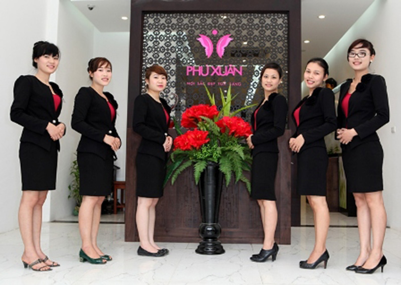 Thẩm mỹ viên Phú Xuân