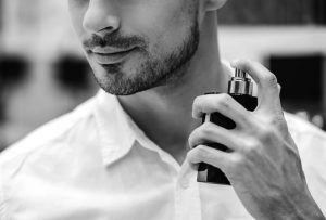 Lưu giữ mùi hương nam tính cho chàng: Bí quyết là ở đây!