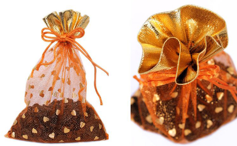 Khử mùi hôi ô tô bằng hạt cà phê rang