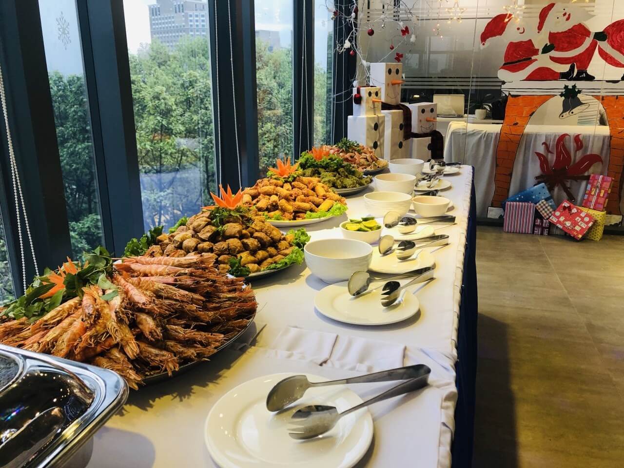 dịch vụ đặt tiệc cưới trọn gói